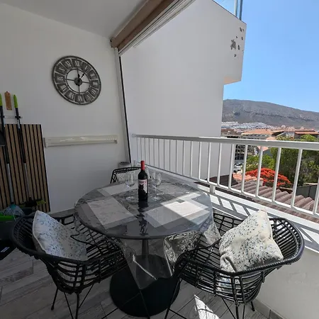 Cozy In Cristianos Apartamento *