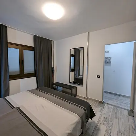 Cozy In Cristianos Apartamento Guincho (Tenerife)